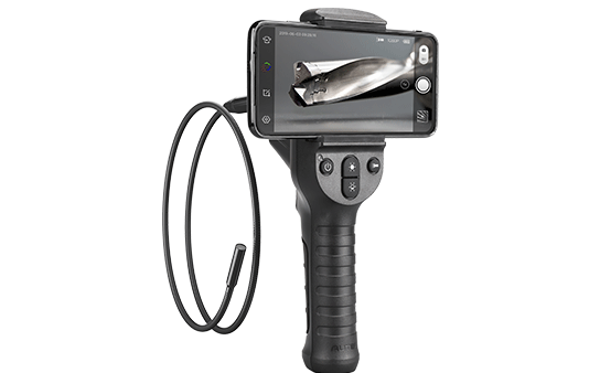 Camera endoscope là thiết bị có thiết kế đặc biệt có thể kết hợp với tất cả các dòng điện thoại IOS và Android. Với máy ảnh có độ phân giải cao hai megapixel, cáp mềm bán cứng, độ đàn hồi tốt và đèn LED có thể điều chỉnh 10 mức, Autel MaxiVideo MV160 là dụng cụ lý tưởng để kiểm tra các khu vực khó tiếp cận nhất để truyền cho ta hình ảnh, video chất lượng nhất Một số thông tin cơ bản về camera endoscope Autel MaxiVideo MV160: Mỗi thiết bị nội soi khác nhau đều có một công dụng nhất định khác nhau. Đôi lúc, chỉ cần một công dụng đó có thể thực hiện được tốt bởi nhiều các thiết bị khác nhau. Hiện nay các sản phẩm như camera nội soi có rất nhiều tuy nhiên mỗi một năm thì vẫn có những sản phẩm mới được hình thành và nâng cấp cũng như là được cải tiến rất nhiều để phù hợp với sự phát triển xã hội hiện đại ngày nay. Một trong những sản phẩm mới hình thành cách đây không quá lâu và được nhiều người Việt đánh giá cao đó chính là Camera endoscope Autel Maxivideo MV160. Autel MaxiVideo MV160 hàng đầu là thế hệ tiếp theo của kính video kỹ thuật số được thiết kế phù hợp với điện thoại thông minh. Với mô-đun không dây mạnh mẽ cung cấp kết nối Wi-Fi ổn định và nhanh chóng, MV160 hoạt động hoàn hảo với cả điện thoại thông minh Android và iOS thông qua ứng dụng Autel MaxiVideo. Bạn có thể chụp / chỉnh sửa ảnh và video ngay trên thiết bị, thêm văn bản hoặc nhận xét bằng giọng nói và chia sẻ với khách hàng và đồng nghiệp của mình một cách dễ dàng. Kính quay phim đa năng này là một giải pháp kinh tế để kiểm tra máy móc hoặc chẩn đoán các vấn đề ở những nơi chật hẹp như động cơ, đường ống, hốc tường của ô tô, kiểm tra các thiết bị gia đình,...